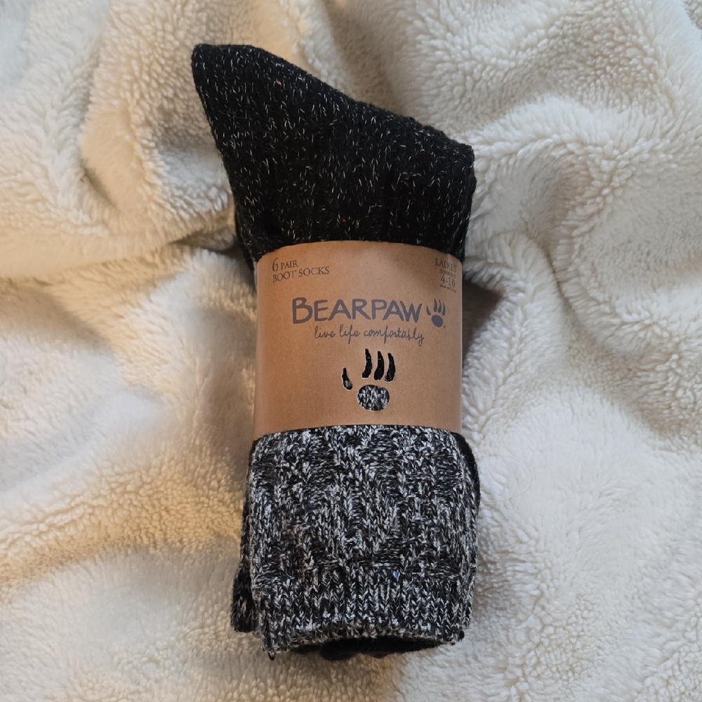 BearPaw Ladies Boot Socks in Black and Gray Size Fits 4-10.  6 Pairs In Package.